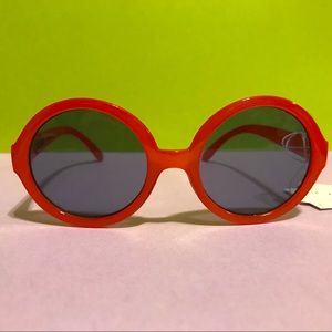 New Janie and Jack Sunglasses size 2-4 block 100%UVB &100%UVA. Red round.